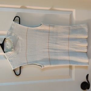 Villager Liz Claiborne Company Women's Sleeveless Mock Neck Top Medium